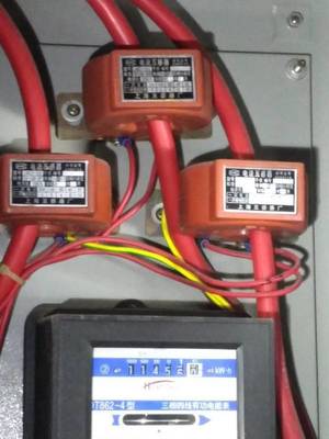 三相电表如何读取用电度数及示例分析